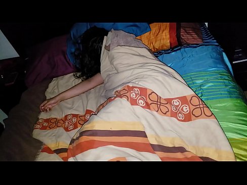 ❤️ Stepson jgħajjar lill-mara żagħżugħa tiegħu waqt li torqod. ️ Porn iebes fil-porn mt.desixxxtube.ru ﹏